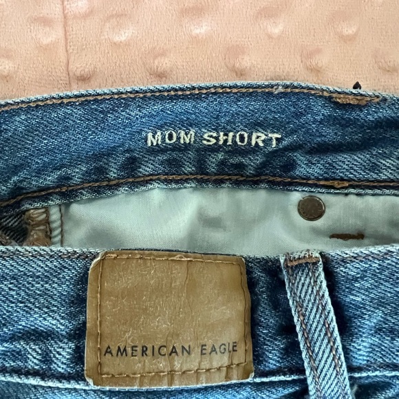 American Eagle Blue Jean Shorts High-Waisted Vintage Style - Picture 3 of 4